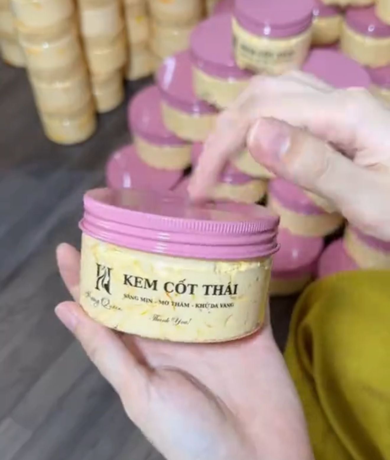 Kem Cot Thai Whitning Cream By Achi Cheezay